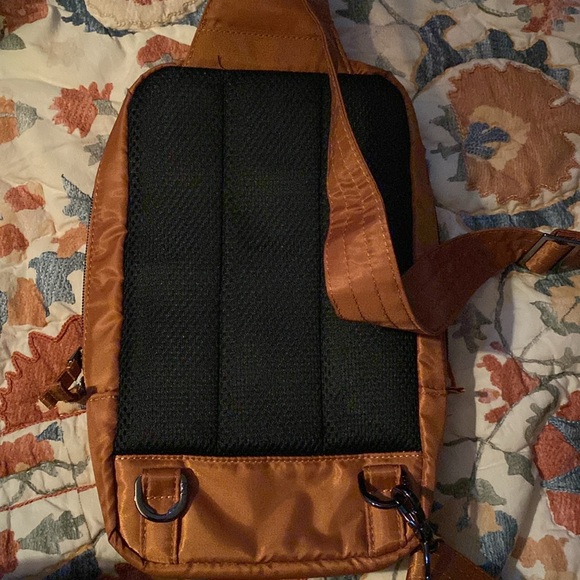 NWT Lug Tailback Sling-Cappuccino - Picture 3 of 4